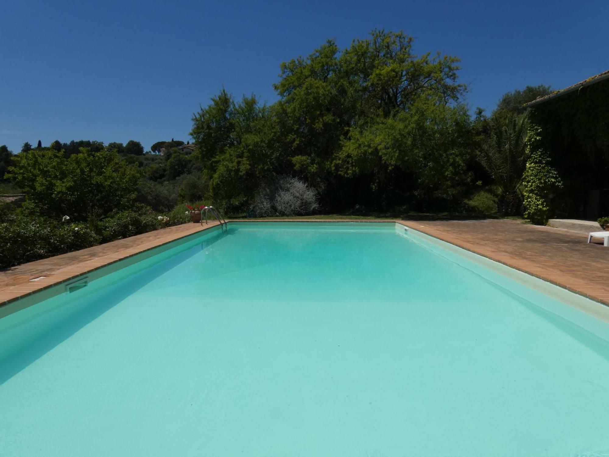 Scappo In Umbria, Il Fienile Villa Fornole Luaran gambar