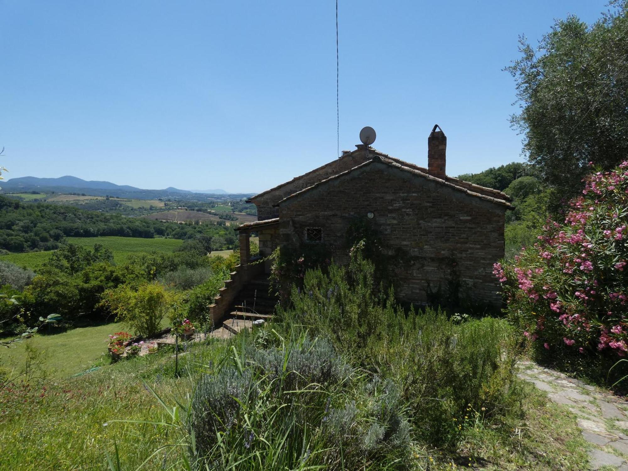 Scappo In Umbria, Il Fienile Villa Fornole Luaran gambar